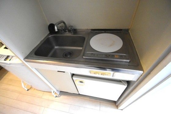 �y�L�b�`���z�@