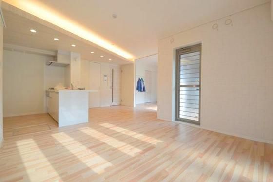 �y���̑������E�X�y�[�X�z�@