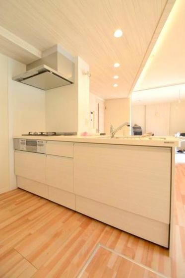 �y�L�b�`���z�@