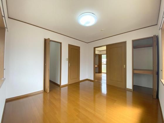 �y���[�z�@