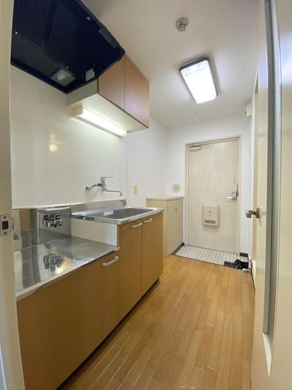 �y���̑������E�X�y�[�X�z�@