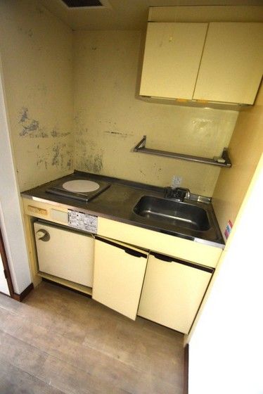 �y�L�b�`���z�@