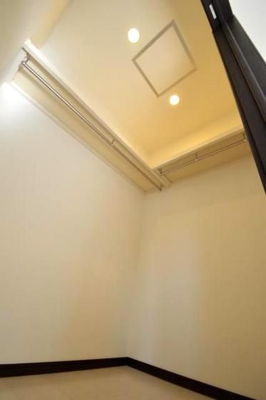 �y���[�z�@�E�H�[�N�C���N���[�[�b�g�t