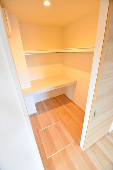 �y���[�z�@