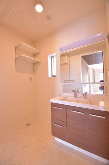 �y���ʏ��z�@