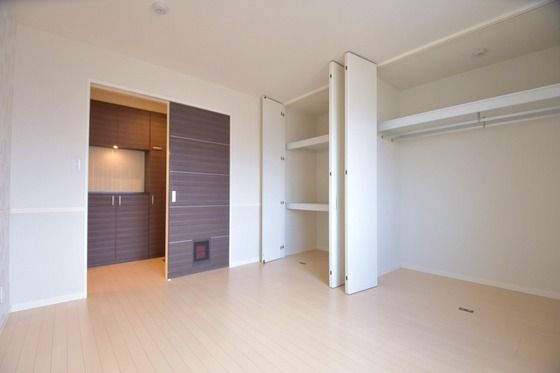 �y���̑������E�X�y�[�X�z�@