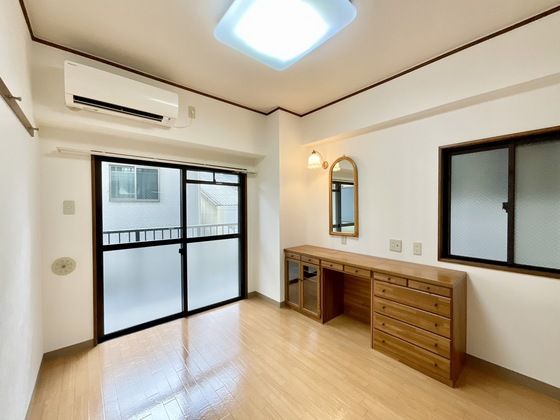 �y���̑������E�X�y�[�X�z�@