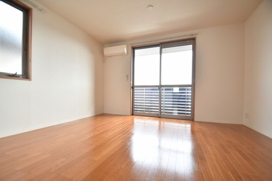 �y���̑������E�X�y�[�X�z�@