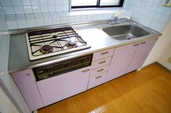 �y�L�b�`���z�@