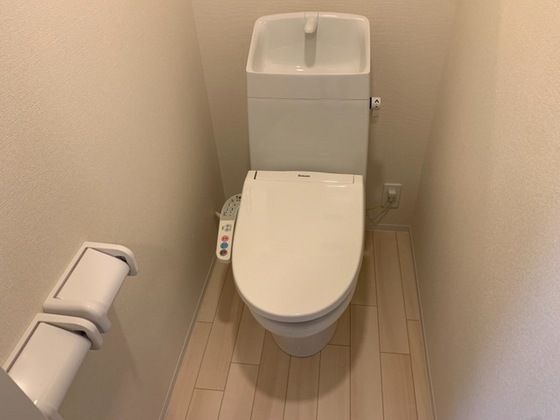 �y�g�C���z�@