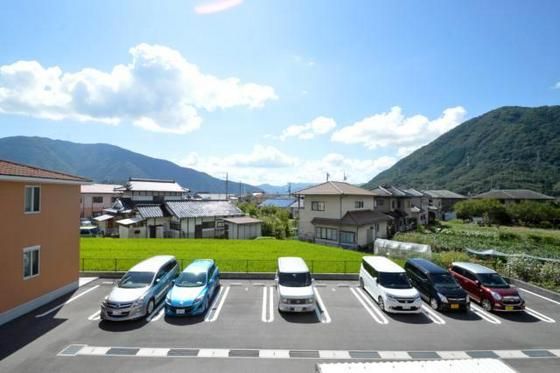 �y���]�z�@