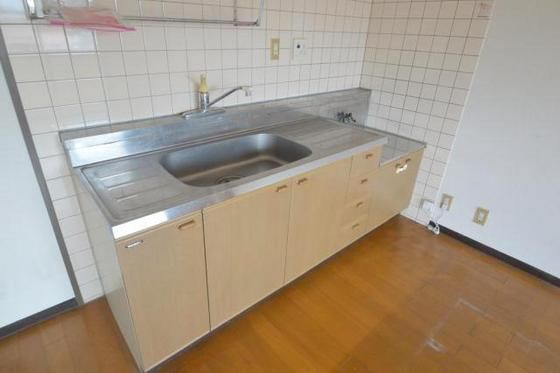 �y�L�b�`���z�@