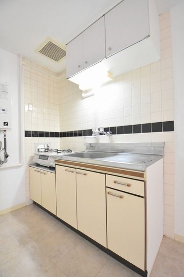 �y�L�b�`���z�@