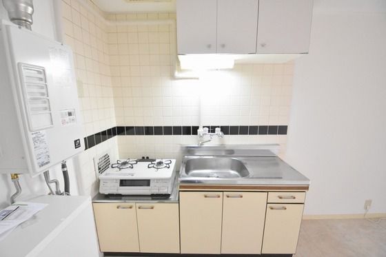 �y�L�b�`���z�@