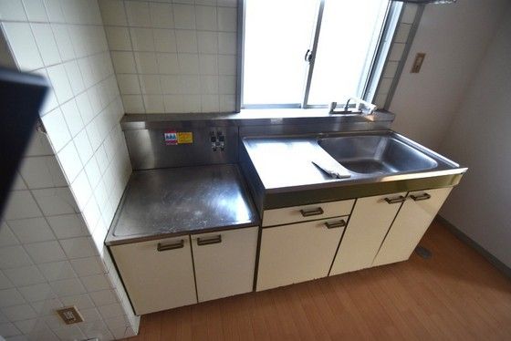 �y�L�b�`���z�@