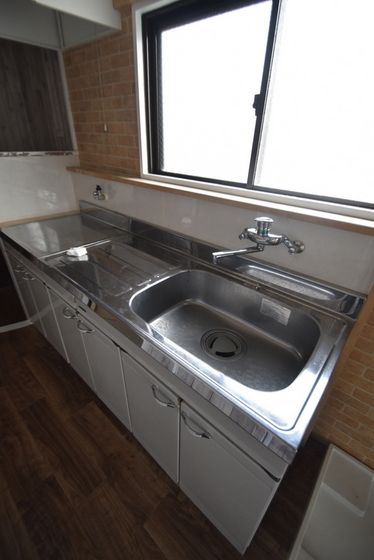 �y�L�b�`���z�@