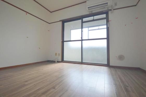 �y���̑������E�X�y�[�X�z�@