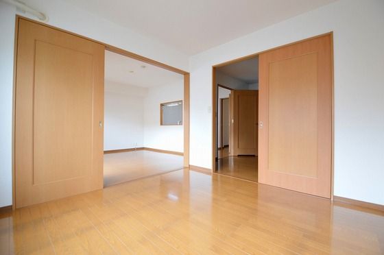 �y���̑������E�X�y�[�X�z�@