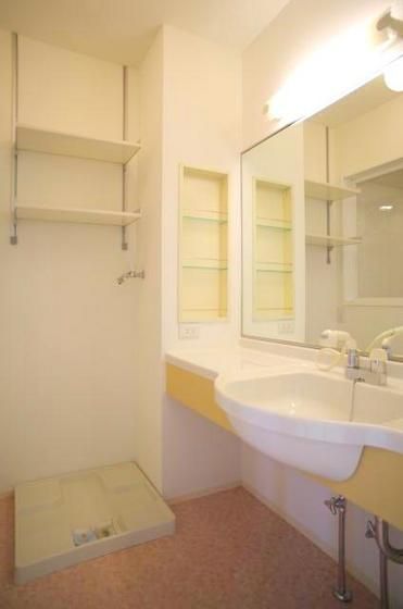 �y���ʏ��z�@