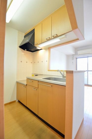 �y�L�b�`���z�@