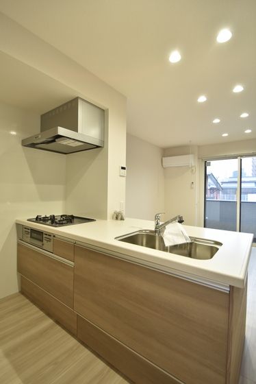 �y�L�b�`���z�@