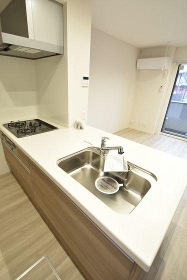 �y�L�b�`���z�@