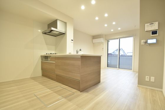 �y���̑������E�X�y�[�X�z�@