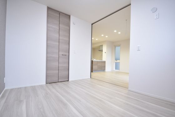 �y���̑������E�X�y�[�X�z�@