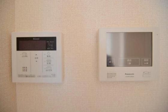 �y���̑��ݔ��z�@