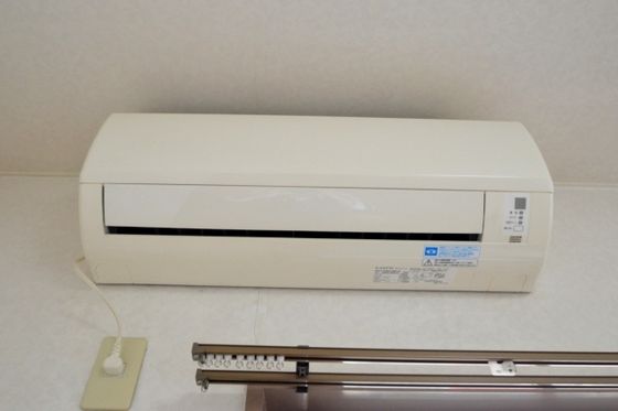 �y���̑��ݔ��z�@�G�A�R��