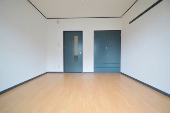 �y���̑������E�X�y�[�X�z�@