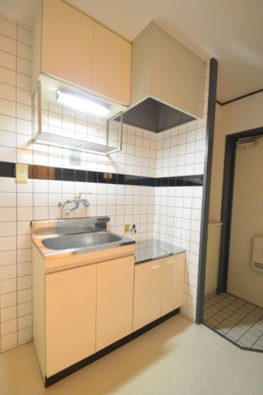 �y�L�b�`���z�@