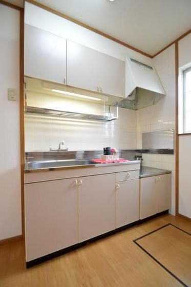 �y�L�b�`���z�@