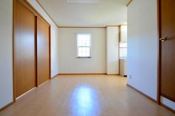 �y�����E���r���O�z�@