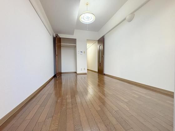 �y���̑������E�X�y�[�X�z�@