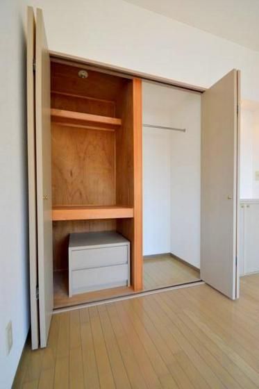 �y���[�z�@�N���[�[�b�g