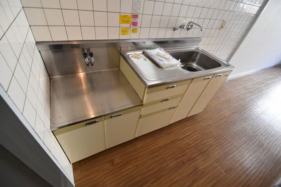 �y�L�b�`���z�@