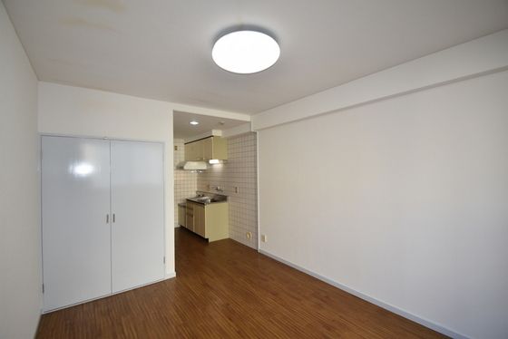 �y���̑������E�X�y�[�X�z�@