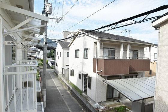 �y���]�z�@