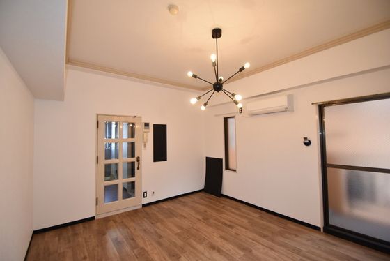 �y���̑������E�X�y�[�X�z�@