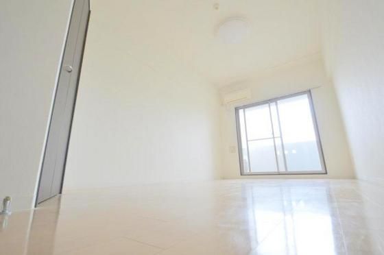 �y���̑������E�X�y�[�X�z�@