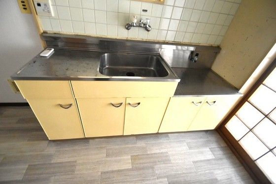 �y�L�b�`���z�@