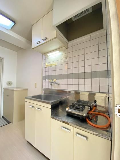 �y�L�b�`���z�@