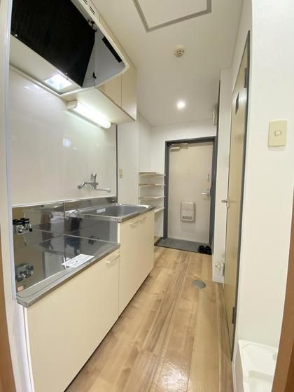 �y���̑������E�X�y�[�X�z�@