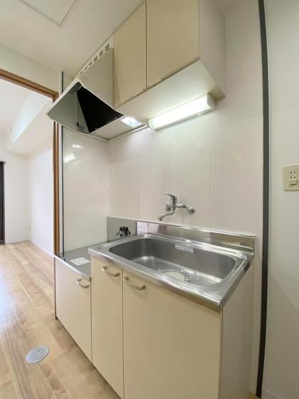 �y�L�b�`���z�@