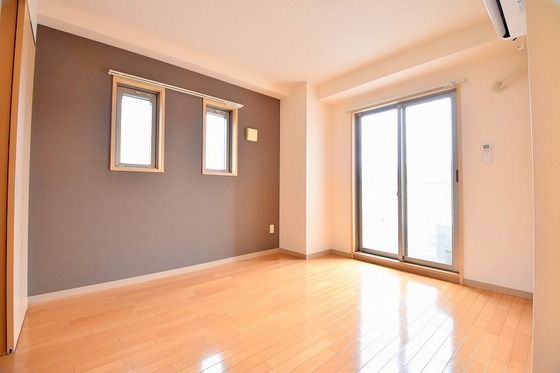 �y���̑������E�X�y�[�X�z�@