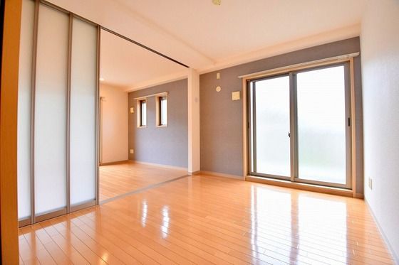 �y���̑������E�X�y�[�X�z�@