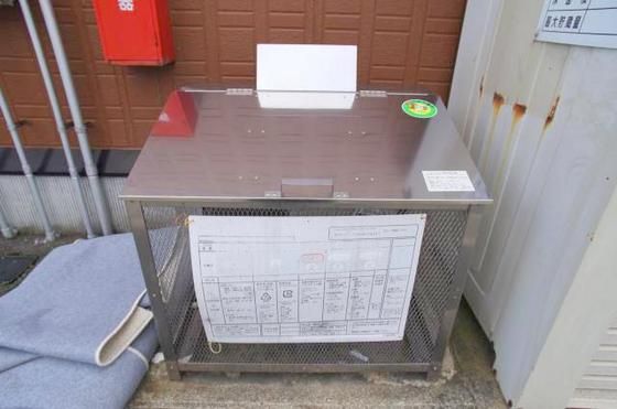 �S�~�u����