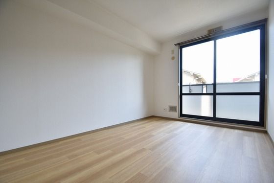 �y���̑������E�X�y�[�X�z�@