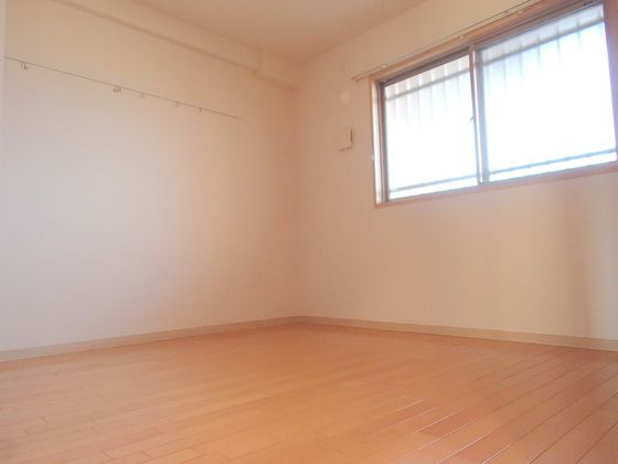 �y���̑������E�X�y�[�X�z�@